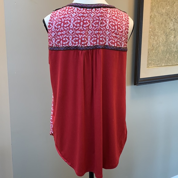 A COMMON THREAD - Picture 4 of 7